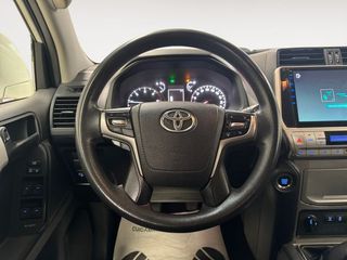 Toyota Land Cruiser 2.8 D-4D GX