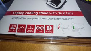 2 Soportes Refrigeración Portátil Logitech y Trust