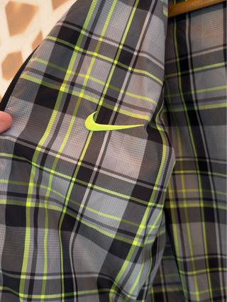 Chaqueta Nike reversible cuadros