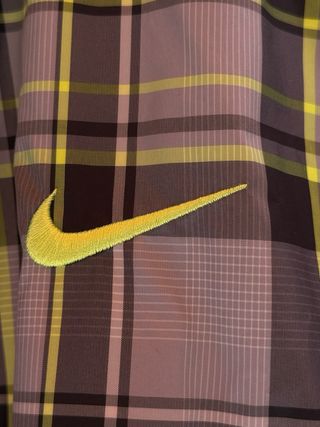 Chaqueta Nike reversible cuadros