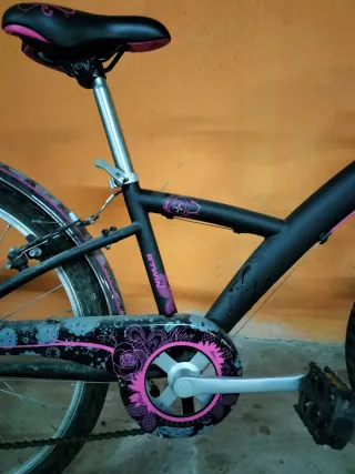 Bicicleta BTWIN Monster High 24" 2a mano