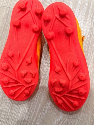 Scarpe da calcio arancioni taglia 31