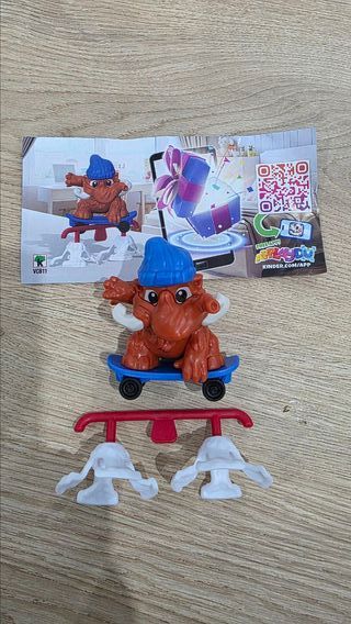 Figura Kinder Sorpresa Maxi Patinador