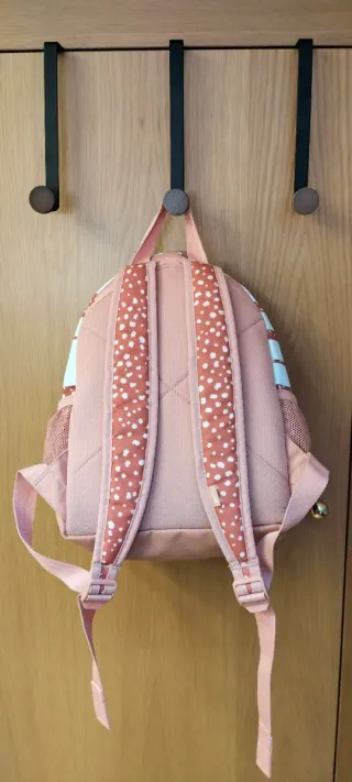 Mochila Nike pequeña rosa y blanca