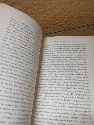 Esclavas del poder: Un viaje al corazón de la t...