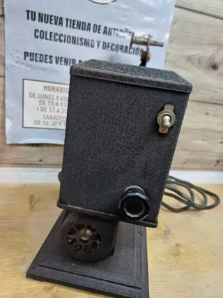 ANTIGUO PROYECTOR KODASCOPE MODEL 40