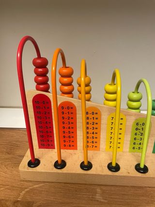 Juguete educativo de madera