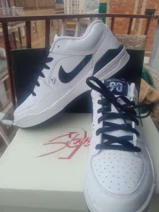 Zapatillas Jordan Stadium 90 Blancas y Negras