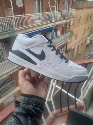 Zapatillas Jordan Stadium 90 Blancas y Negras