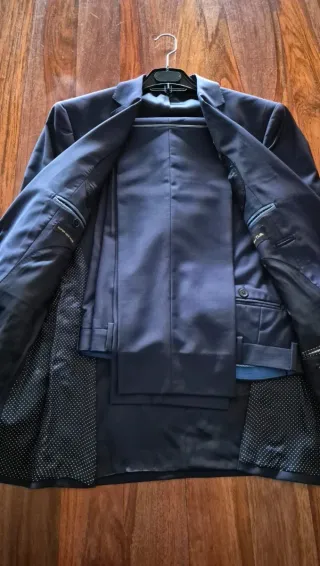 Traje Massimo Dutti Azul + Camisa