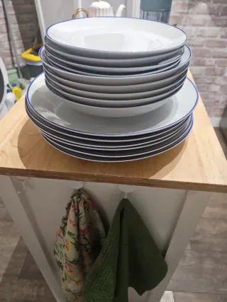 Vajilla El Corte Inglés Azul y Blanca