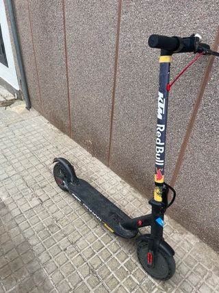 Patinete Eléctrico KTM Red Bull