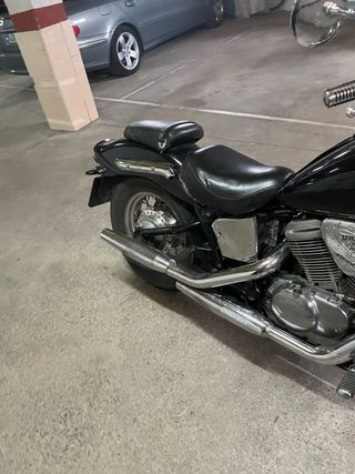 Honda Shadow VT 600 Custom