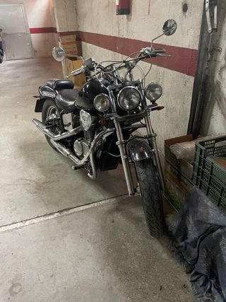 Honda Shadow VT 600 Custom