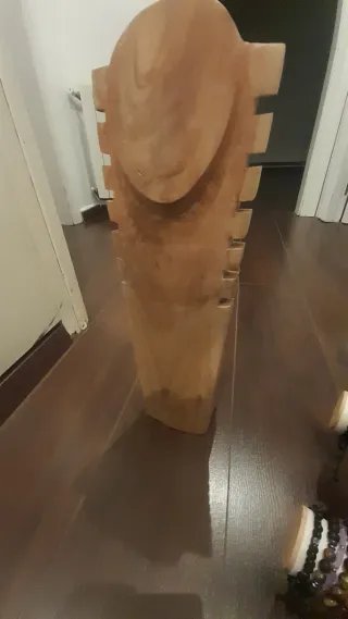 Expositor de collares de madera