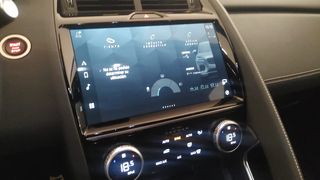 Jaguar E-PACE 2.0D 163 CV AWD Auto MHEV R-Dynamic