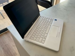 Portátil HP 14 Blanco notebook