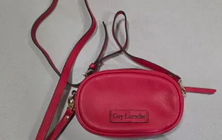 Bolso bandolera y riñonera Guy Laroche rojo