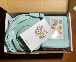 Cámara Instax mini 9 color azúl pastel+ kit de min