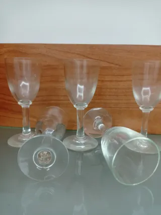 Calici piccoli in vetro vintage