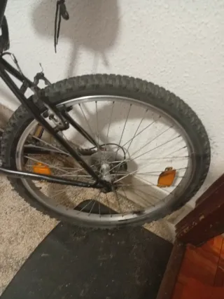 Bicicleta montaña negra