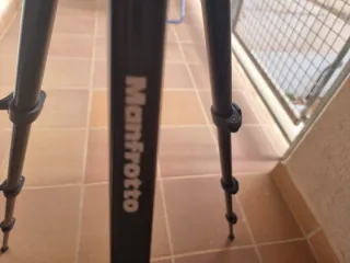Trípode Manfrotto Profesional