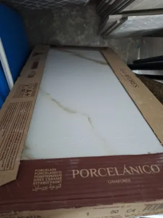 Porcelánico GAYAFORES Calacatta gold