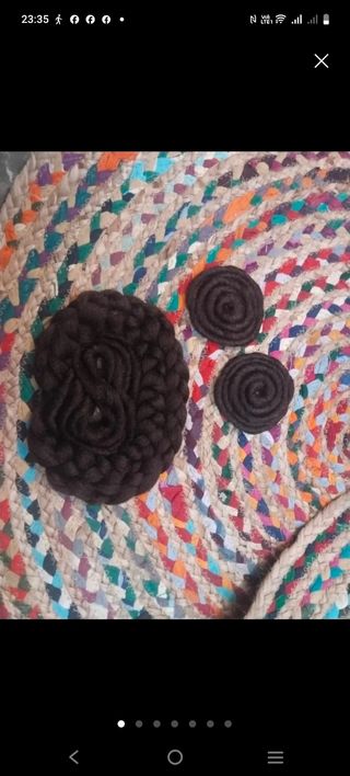 Moños adultos marrones