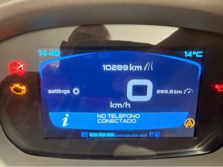 Vespa 300 GTS Super Scooter