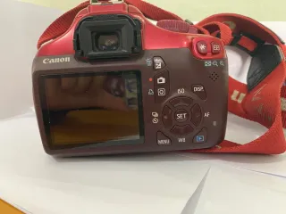 Cámara Canon EOS 1100D (enfoque defectuoso)