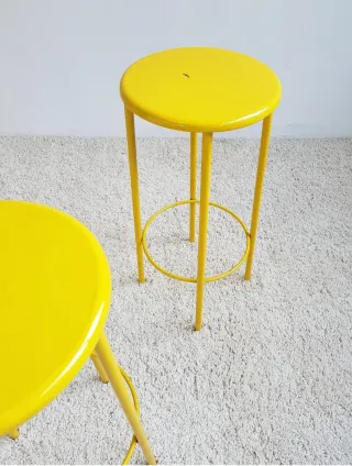 Pareja de taburetes estilo POP. Vintage, 80s.