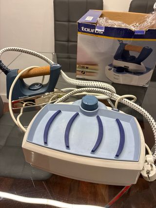 Centro de planchado Taurus Bravissimo Impact Pro