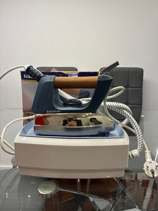 Centro de planchado Taurus Bravissimo Impact Pro