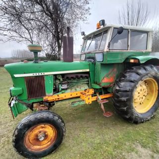 Tractor John Deere 3130 con remolque