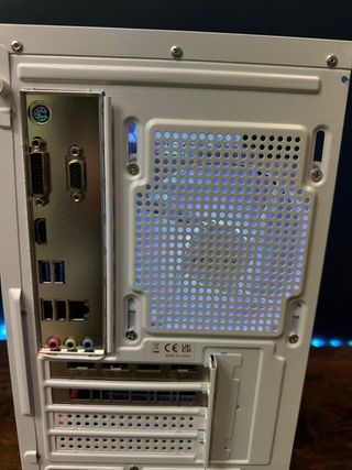 PC Gaming i5 9500 - GTX 1660 - Super 16GB