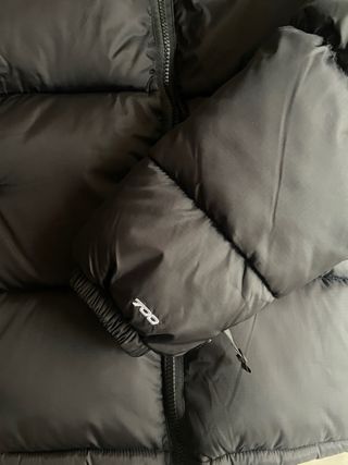 Cazadora The North Face Nuptse 700 Negra