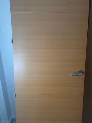 Puertas de madera color haya