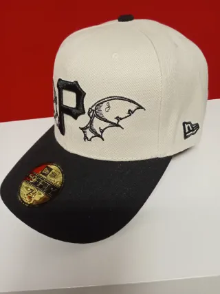 Gorra New Era 59Fifty Beige y Negra Talla7.1/4