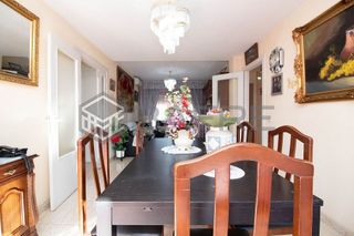 Piso en venta en Los Cármenes en Madrid