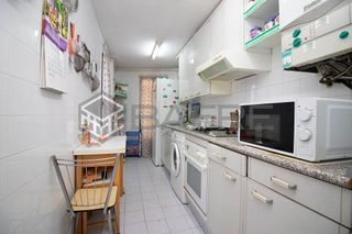 Piso en venta en Los Cármenes en Madrid