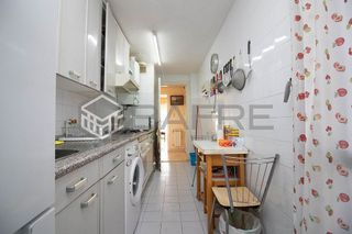 Piso en venta en Los Cármenes en Madrid