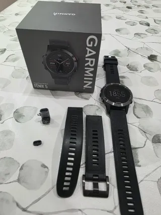 Garmin Fenix 5 Smartwatch Nero/Argento