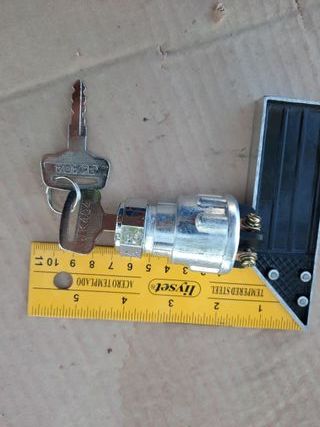 LLAVE CONTACTO ENCENDIDO UNIVERSAL