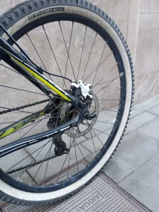 Bicicleta de montaña Spike, frenos hidráulicos, S