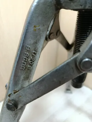 Extractor Mecánico FACOM U20B