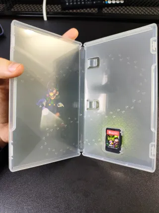 Luigi's Mansion 2 HD Switch