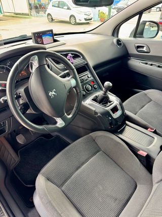 Peugeot 5008 2.0 HDi 7 plazas