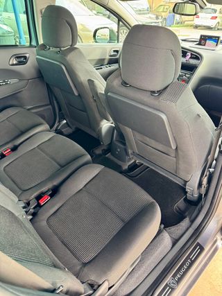 Peugeot 5008 2.0 HDi 7 plazas