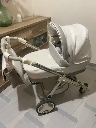 Carro Bebecar 3 piezas: capazo, huevo y silla
