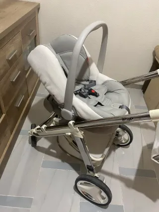 Carro Bebecar 3 piezas: capazo, huevo y silla